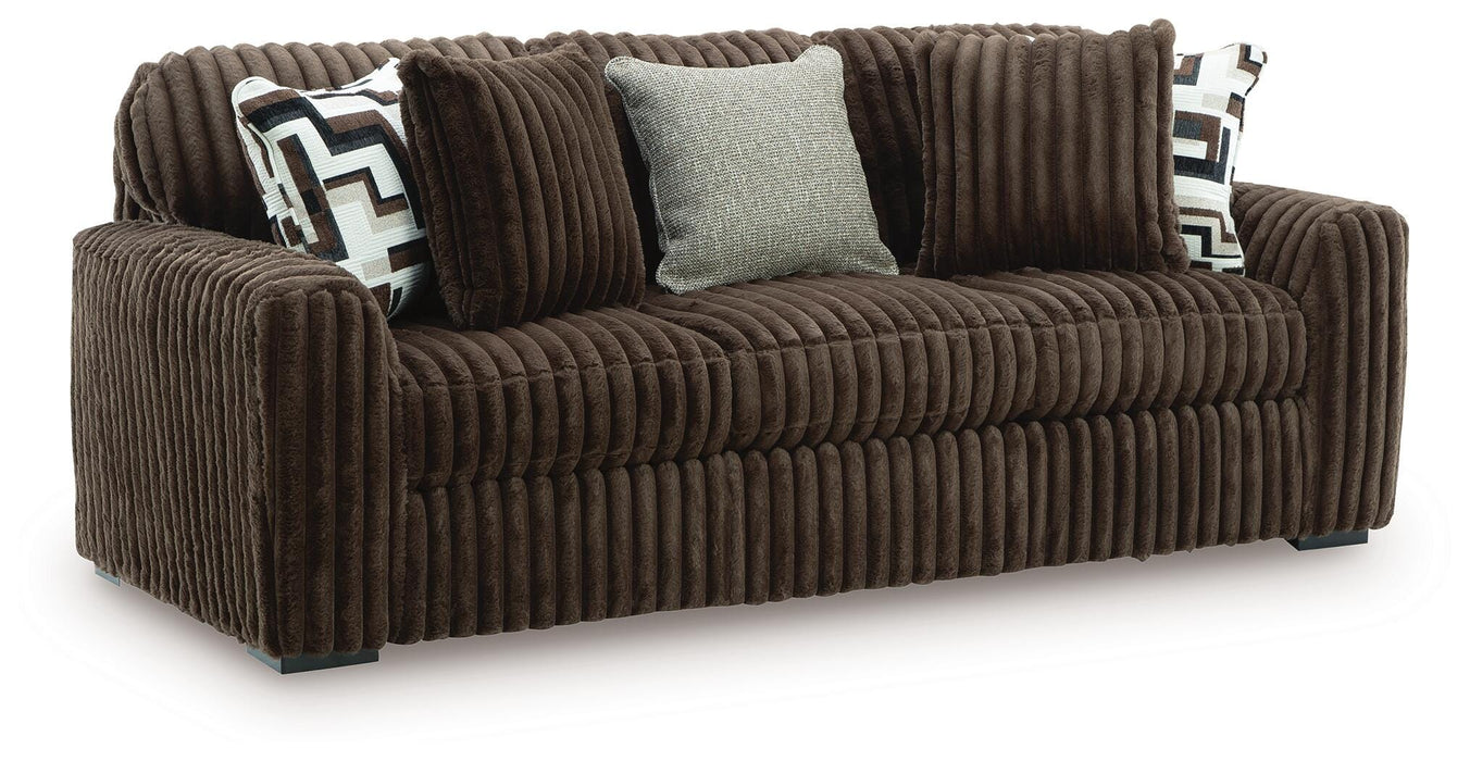 Midnight-Madness Sofa
