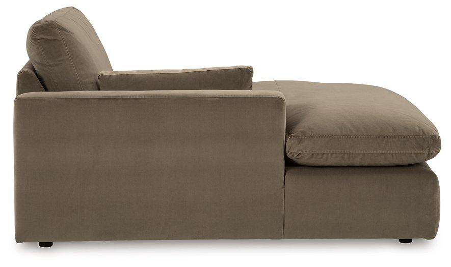 Sophie Sectional with Chaise